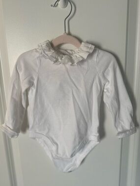 Classic White Ruffle Collar Baby Bodysuit size 3M
